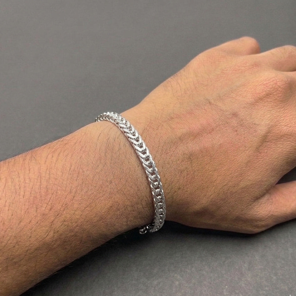 Thin Cuban Link bracelet