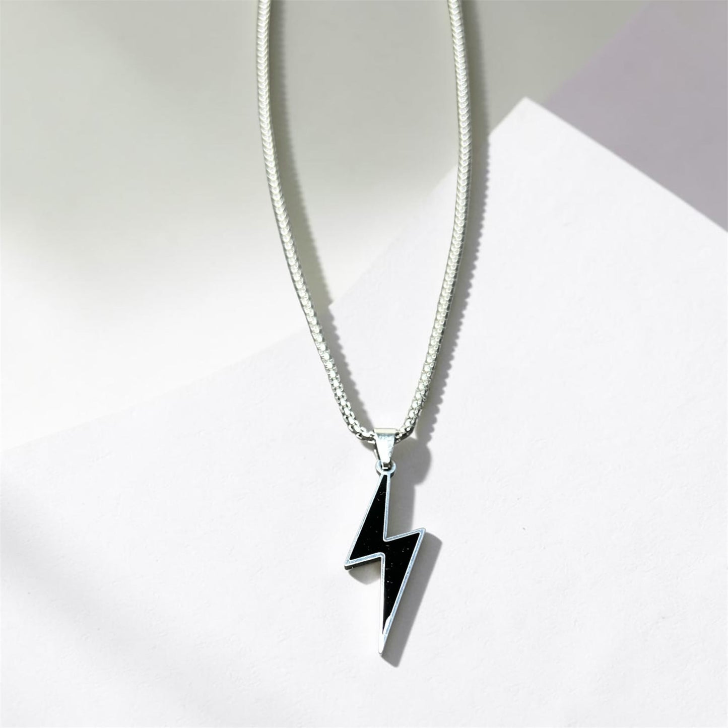 Flash Pendant With Chain