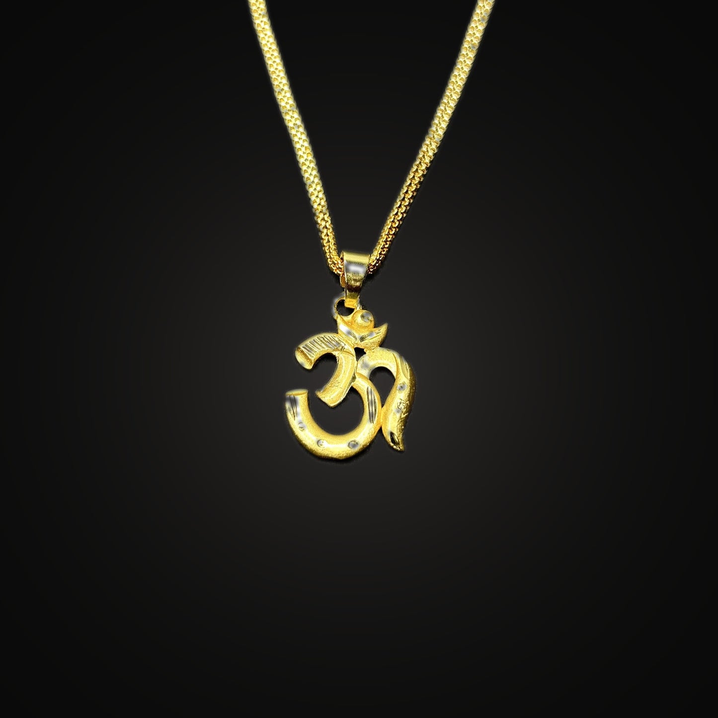 Om Pendant with chain (Gold)
