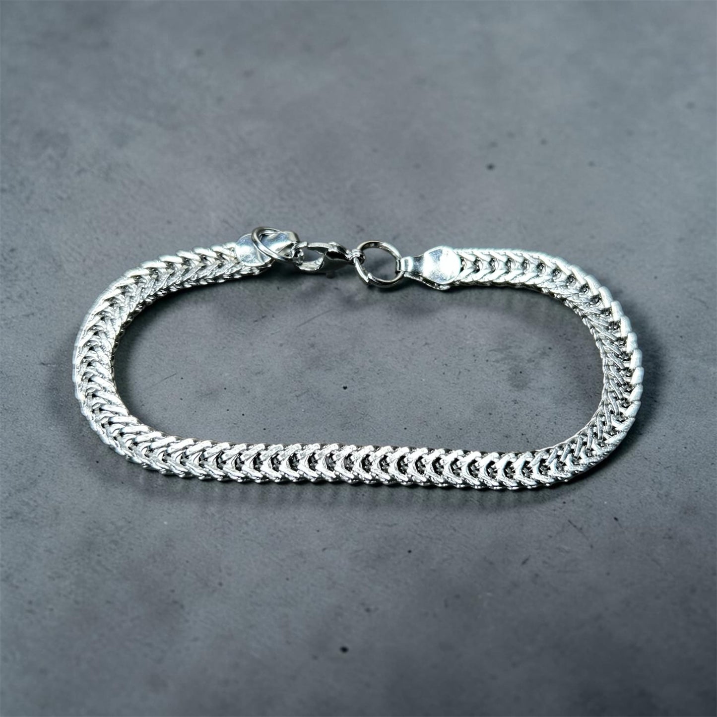 Thin Cuban Link bracelet