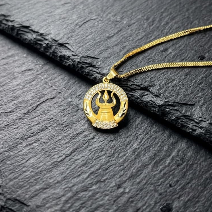 Trishul Diamond Gold Pendant with chain