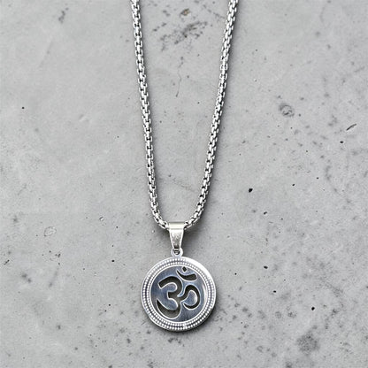 Om Pendant with chain (Silver)