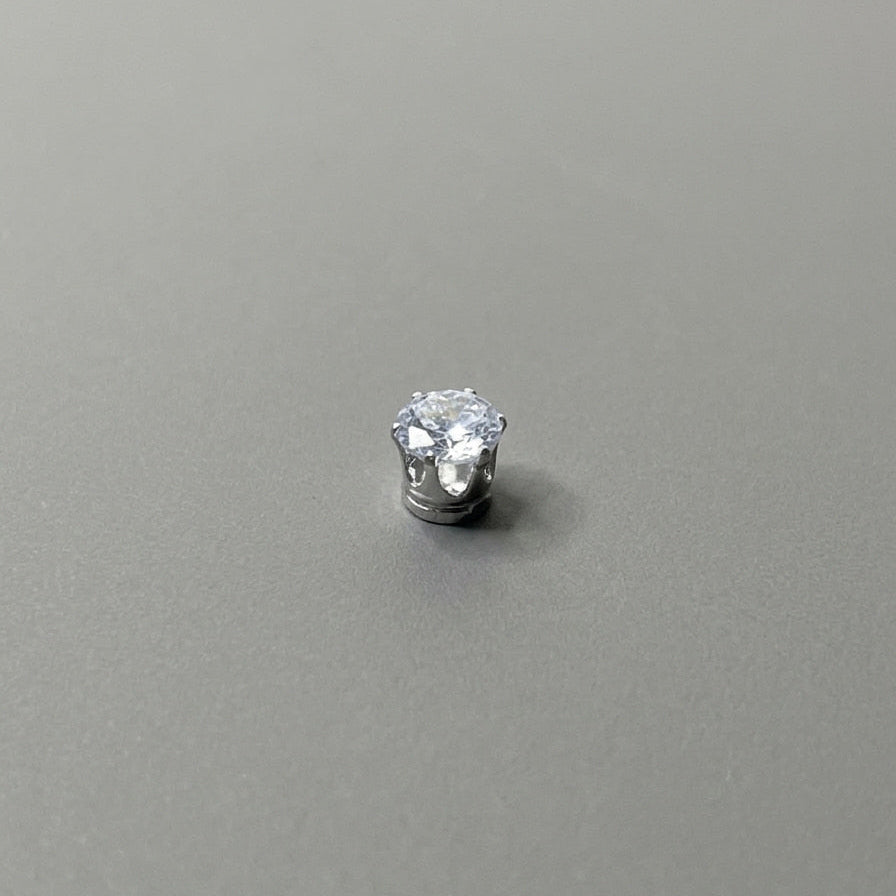 Cubic Silver Ear Stud (Magnetic Non-Pierced)